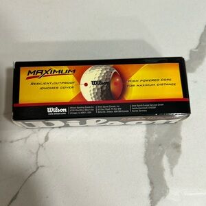 WILSON MAXIMUM USGA Golf Balls | Box of 3 Balls